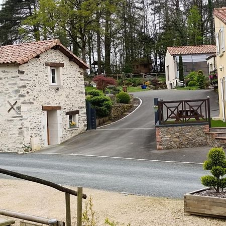 Gites De La Bibudiere Le Boupère 外观 照片