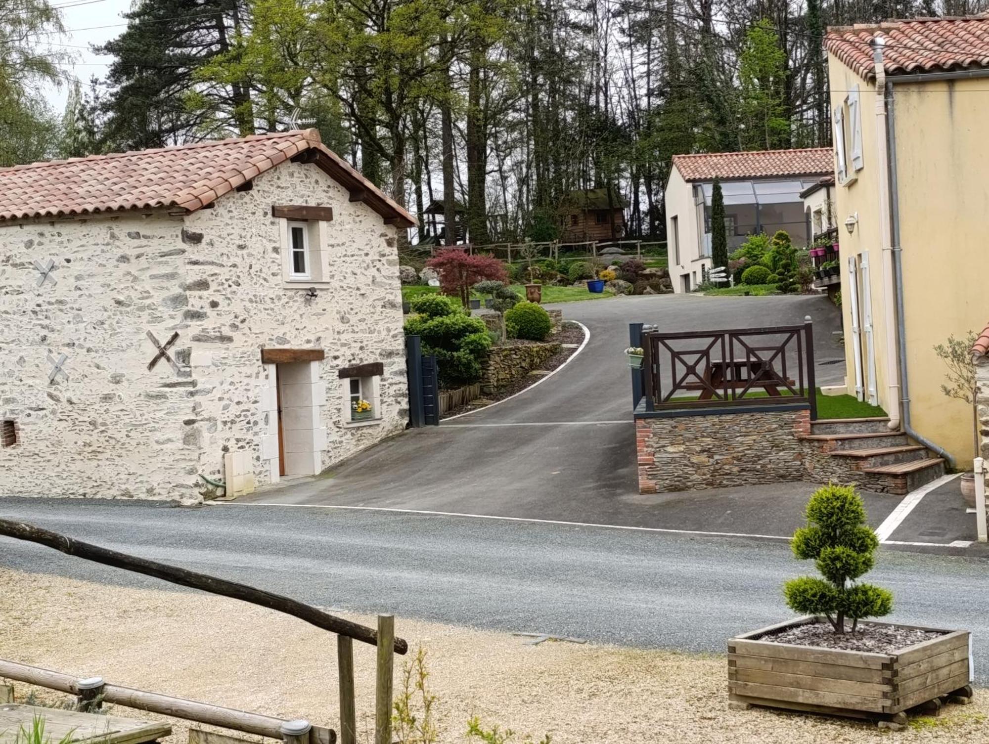 Gites De La Bibudiere Le Boupère 外观 照片